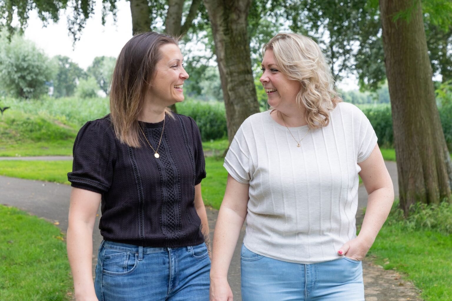 Weerbaarheidstraining kinderen stralenderwijs boksboost.nl ter aar